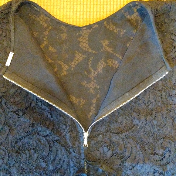 New! ADAM LIPPES Lace Cropped Top - Picture 3 of 10